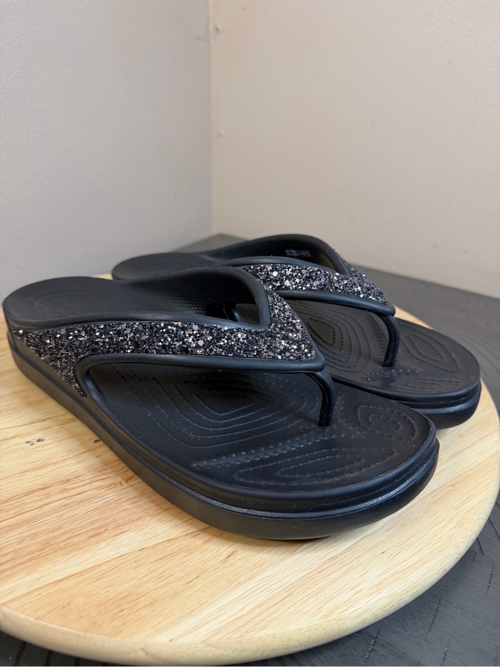 Crocs women’s Sloane Glitter Sandals